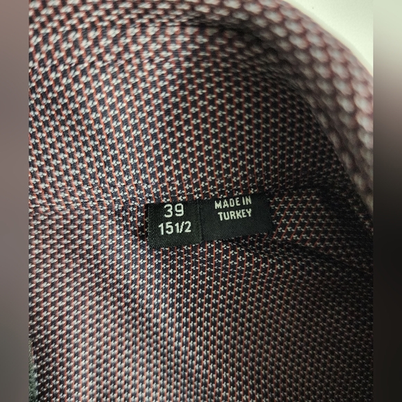 Hugo Boss - slim fit Button Down Long Sleeve size BR 39 or US 15 1/2 - Picture 3 of 11